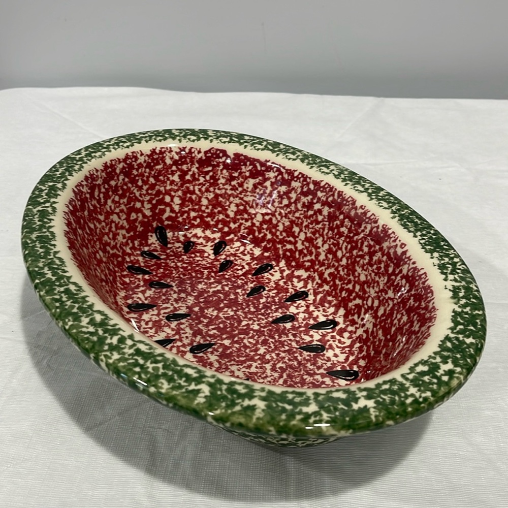 Roseville Spongeware Watermelon 12"x9" Oval Serving Bowl Green red